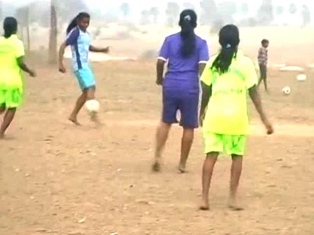 Video : Football Gives Wings To Dreams Of 44 Young Tribal Women In Bengal