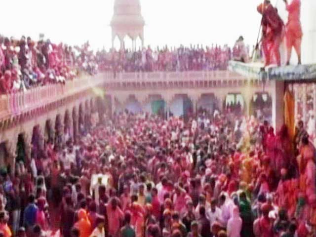 Video : Holi 2017: India Celebrates The Festival Of Colours