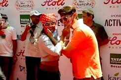 होली के रंग, बॉलीवुड सितारों के संग होली के रंग, बॉलीवुड सितारों के संग