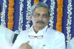 'Congress Traveling Now By Bus Because...' Manohar Parrikar Mocks Rival 'Congress Traveling Now By Bus Because...' Manohar Parrikar Mocks Rival