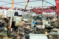 <i>Padmavati</i> Set In Kolhapur Attacked And Set On Fire, Bhansali Is Safe <i>Padmavati</i> Set In Kolhapur Attacked And Set On Fire, Bhansali Is Safe