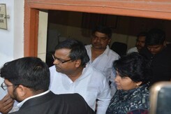 रेप के आरोपी गायत्री प्रजापति 14 दिन की न्यायिक हिरासत में रेप के आरोपी गायत्री प्रजापति 14 दिन की न्यायिक हिरासत में