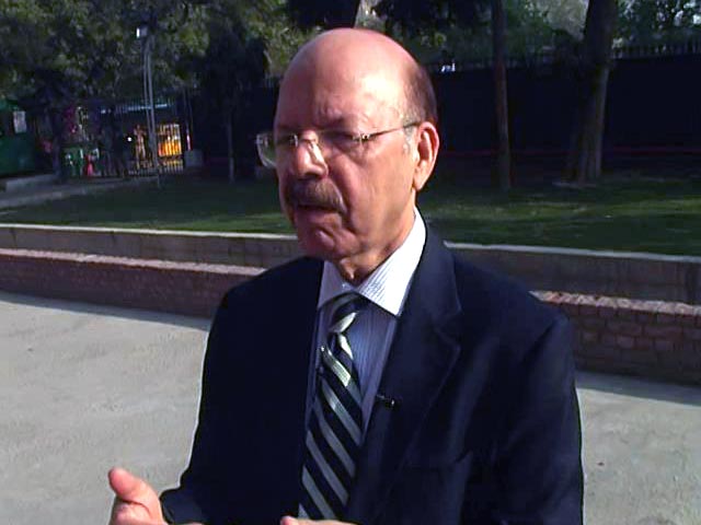 Chief Election Commissioner Nasim Zaidi Refutes EVM Tampering Allegations
