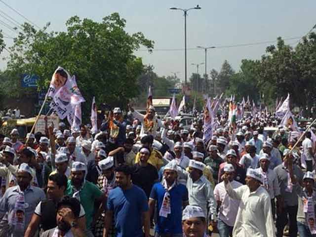 Parties Launch High Decibel Campaign For Delhi's Big Bang Municipal Polls