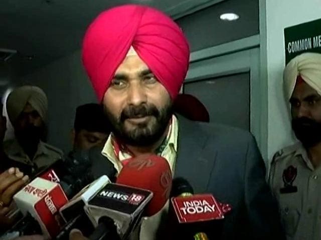 Video : 'What I Do After 6 No One's Business': Minister Sidhu Fights For TV Role