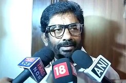 I Dare Police To Arrest Me, Says Sena MP Who Thrashed Air India Manager I Dare Police To Arrest Me, Says Sena MP Who Thrashed Air India Manager