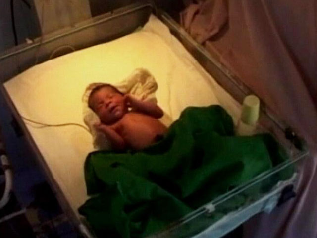 ओडिशा में नवजात बच्ची को खेत में जिंदा दफनाया, गांववालों ने बचाया