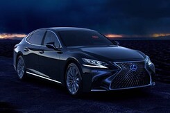 Lexus LS 500h First Look Lexus LS 500h First Look
