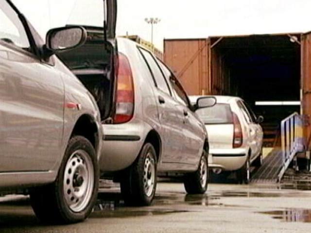 कार कंपनियों को सुप्रीम कोर्ट से झटका, BS-3 गाड़ियों की बिक्री पर ब्रेक