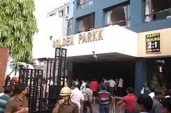 2 Killed In Fire At Kolkata's Golden Parkk Hotel 2 Killed In Fire At Kolkata's Golden Parkk Hotel
