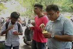 महाराष्ट्र में झुलसाने वाली गर्मी, हीट स्ट्रोक की वजह से पांच की मौत महाराष्ट्र में झुलसाने वाली गर्मी, हीट स्ट्रोक की वजह से पांच की मौत