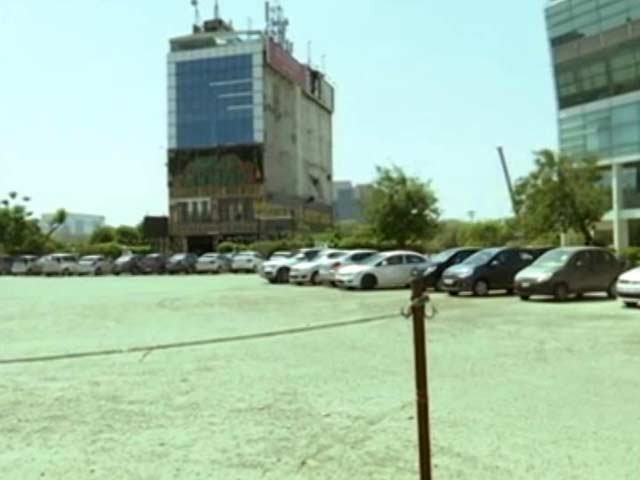 As Supreme Court Turns Off Highway Liquor Tap, Hotels Huddle Together