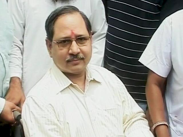 गुजरात के कार्यकारी डीजीपी पीपी पांडे तुरंत पद से होंगे मुक्त