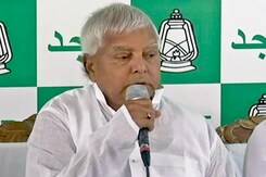 लालू ने माना, 'मेरे बेटों के नाम है मॉल की ज़मीन' लालू ने माना, 'मेरे बेटों के नाम है मॉल की ज़मीन'