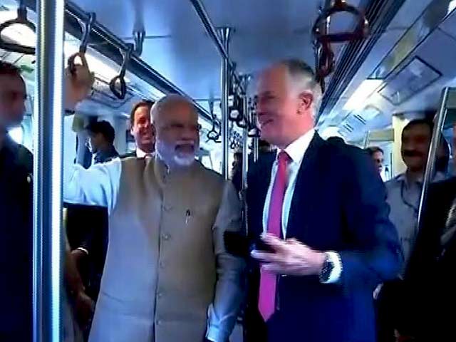 ऑस्ट्रेलियाई पीएम ने प्रधानमंत्री नरेंद्र मोदी के साथ की मेट्रो ट्रेन की सवारी, सेल्फी भी ली