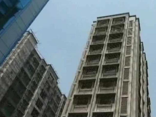 म्हाडा का अजब कारनामा, अवैध निर्माण के लिए कंपनी को किया भुगतान