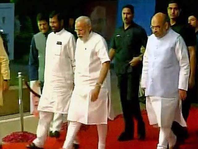 At PM Narendra Modi's Big Dinner For NDA Leaders, A Resolve For 2019 Elections