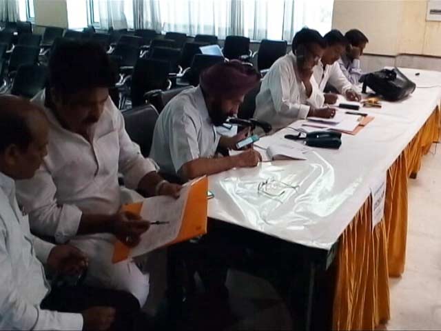 MCD चुनावों के लिए कांग्रेस का वॉर रूम, आईटी पेशेवर संभाल रहे हैं जिम्मेदारी