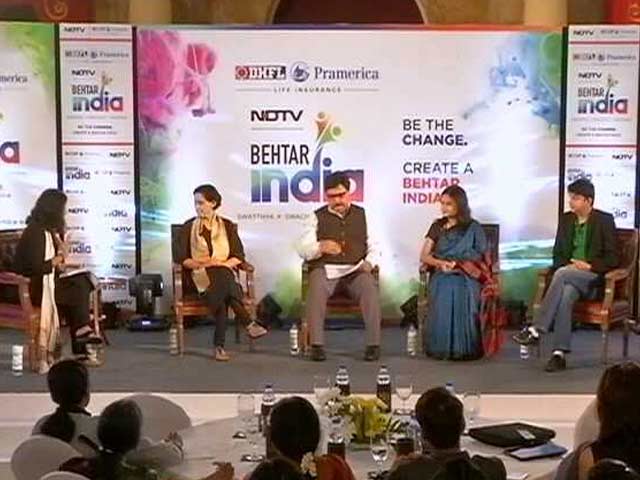 Videos : NDTV बेहतर इंडिया : एक दूसरे को सहयोग, आगे की ओर एक कदम...