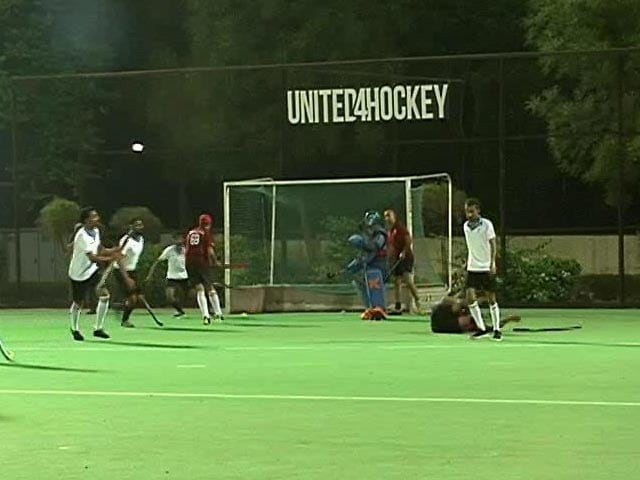Video : How Love For Hockey United The Alumni Of Rival Boarding Schools
