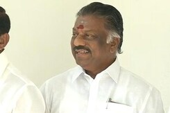 O Panneerselvam Sets Terms, Says No Merger If VK Sasikala, Family In Picture O Panneerselvam Sets Terms, Says No Merger If VK Sasikala, Family In Picture