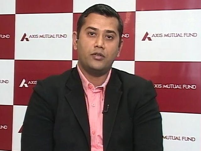 Video : Invest In Equity For 3-5 Years: Axis AMC