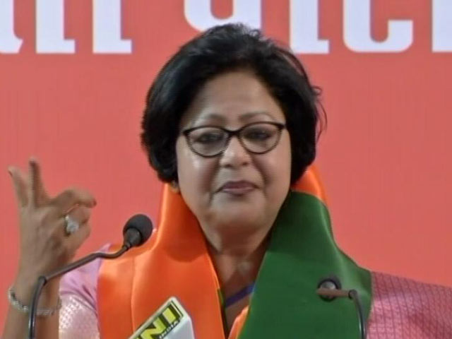 After Roasting Rahul Gandhi, Congress Barkha Shukla Singh Joins BJP After Roasting Rahul Gandhi, Congress Barkha Shukla Singh Joins BJP