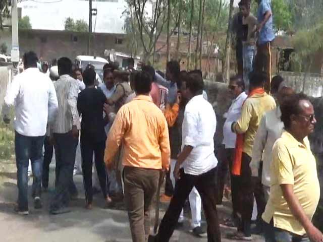 Videos : यूपी आईपीएस एसोसिएशन ने सहारनपुर के SSP के घर पर तोड़फोड़ की निंदा की