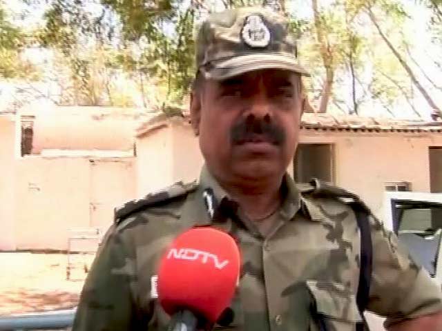 ग्राउंड रिपोर्ट : CRPF जवानों के 22 हथियार और कारतूस ले गए नक्सली