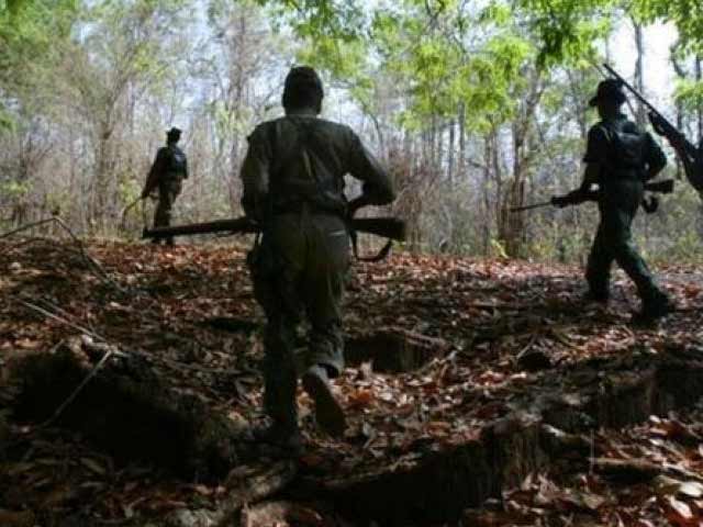 सीआरपीएफ सबसे बड़ा केंद्रीय पुलिस बल, कई मोर्चों पर एक साथ तैनात