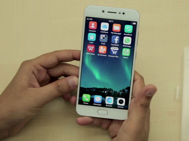 वीवो वी5एस पहली नज़र में