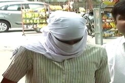 'Mannargudi Mafia'? In Raids In TTV Dinakaran Case, Links To His Village 'Mannargudi Mafia'? In Raids In TTV Dinakaran Case, Links To His Village
