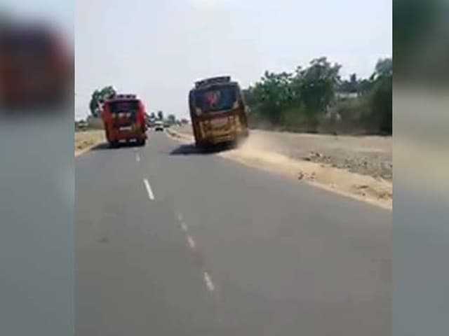 Video : Video Of 2 Racing Buses In Coimbatore Goes Viral, Licences Of Drivers Suspended