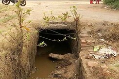 5 Members Of A Family, All Ragpickers, Drown In Drain in Delhi 5 Members Of A Family, All Ragpickers, Drown In Drain in Delhi