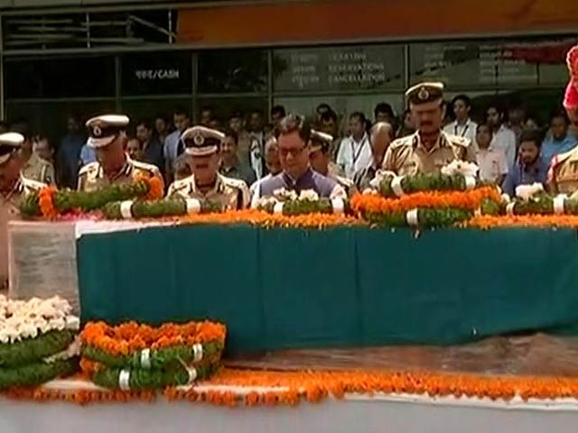 नेशनल रिपोर्टर : शहीदों के साथ बर्बरता मानवता से परे - भारत ने पाक से कहा