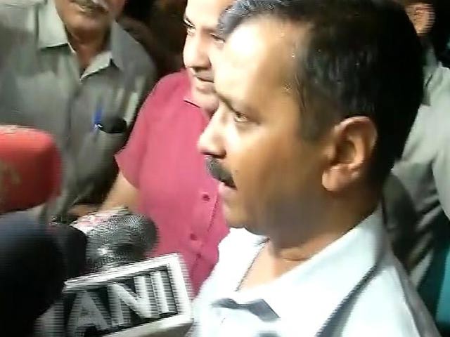 'Will Convince Kumar Vishwas,' Says Arvind Kejriwal After Midnight Meeting