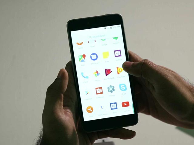 Smartron srt.phone Unboxing and First Look