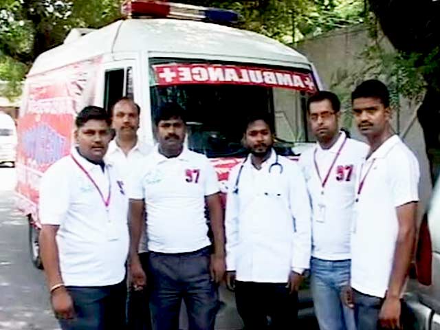 UP : बीमार गाय के इलाज के लिए नई एंबुलेंस सेवा शुरू