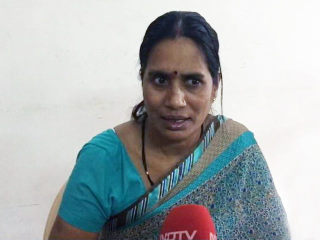 लंबी लड़ाई और संघर्ष को बता पाना बहुत मुश्किल : निर्भया की मां