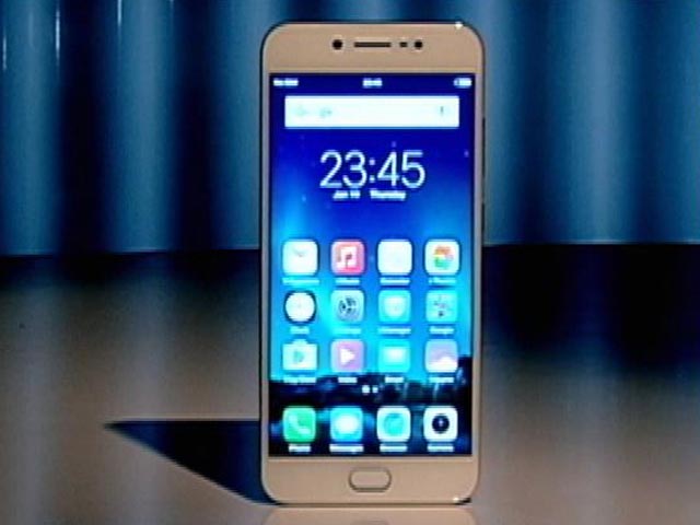 The Selfie-Centric Vivo