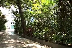 After This Chief Justice's Walk In Mumbai. Park Encroacher In Trouble After This Chief Justice's Walk In Mumbai. Park Encroacher In Trouble