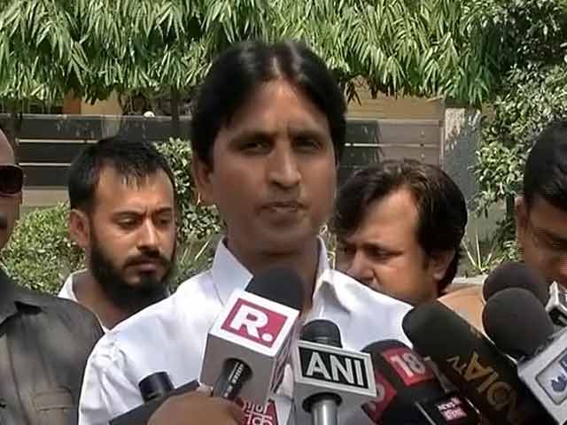 Video : 'Known Kejriwal for 12 Years, Can't Think He is Corrupt': Kumar Vishwas