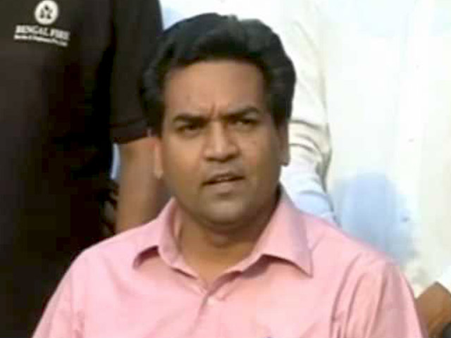 केजरीवाल कुर्सी से चिपके रहना चाहते हैं, उसे छोड़ना नहीं चाहते : कपिल मिश्रा