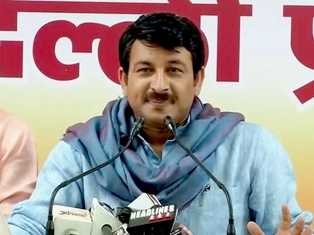 बीजेपी ने AAP पर लगाया चंदे में करोड़ों की हेराफेरी का आरोप