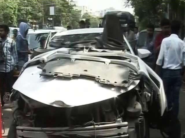 Sonika Chauhan Car Crash: Kolkata Police Record Actor Vikram Chatterjee's Statement