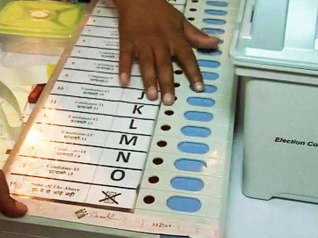 Exclusive: क्या इलेक्ट्रॉनिक वोटिंग मशीन के साथ छेड़छाड़ मुमकिन है?