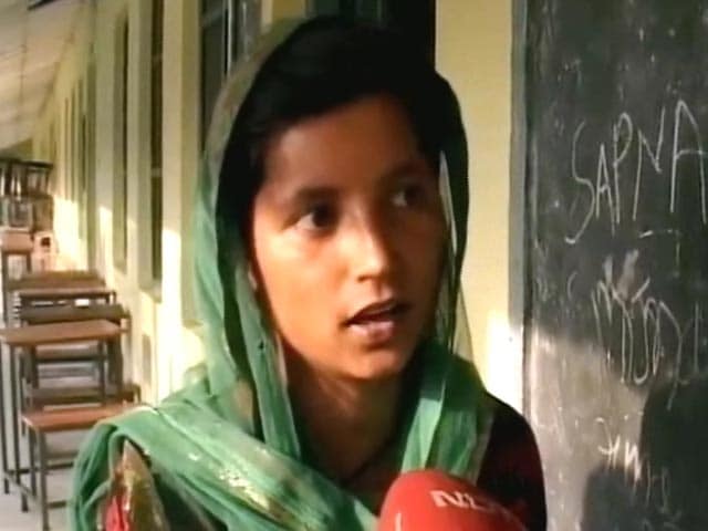 Videos : जम्मू-कश्मीर : सीमापार की गोलीबारी से चौपट हुई शिक्षा व्यवस्था