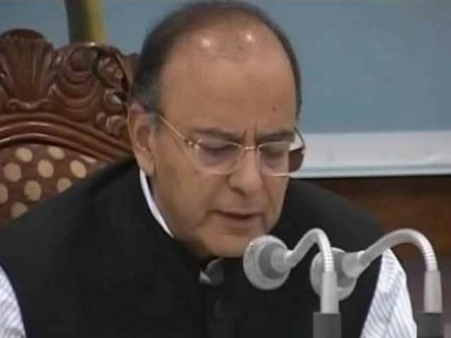 Video : इंडिया 8 बजे : GST काउंसिल की बैठक में तय हईं टैक्स की दरें, अब होगा एक देश, एक टैक्स