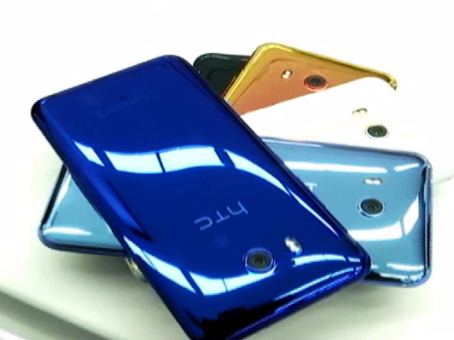 A Phone That You Can Squeeze