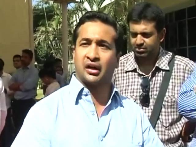 फिर विवादों में नितेश राणे, फिरौती का मामला दर्ज